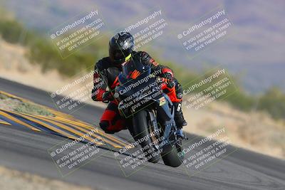 media/Nov-05-2022-SoCal Trackdays (Sat) [[f8d9b725ab]]/Turn 5 (940am)/